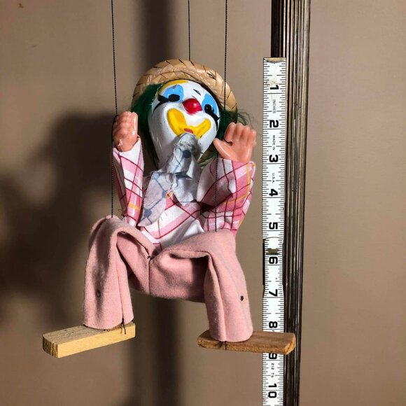Vintage Mexican Clown marionette - Picture 5 of 8